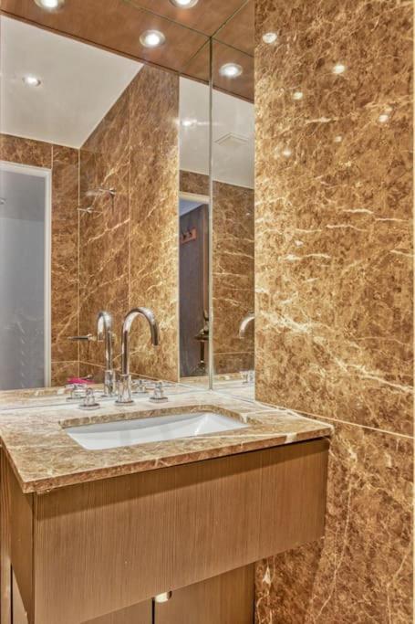 Modern Chic Studio Chelsea Apartman London Kültér fotó