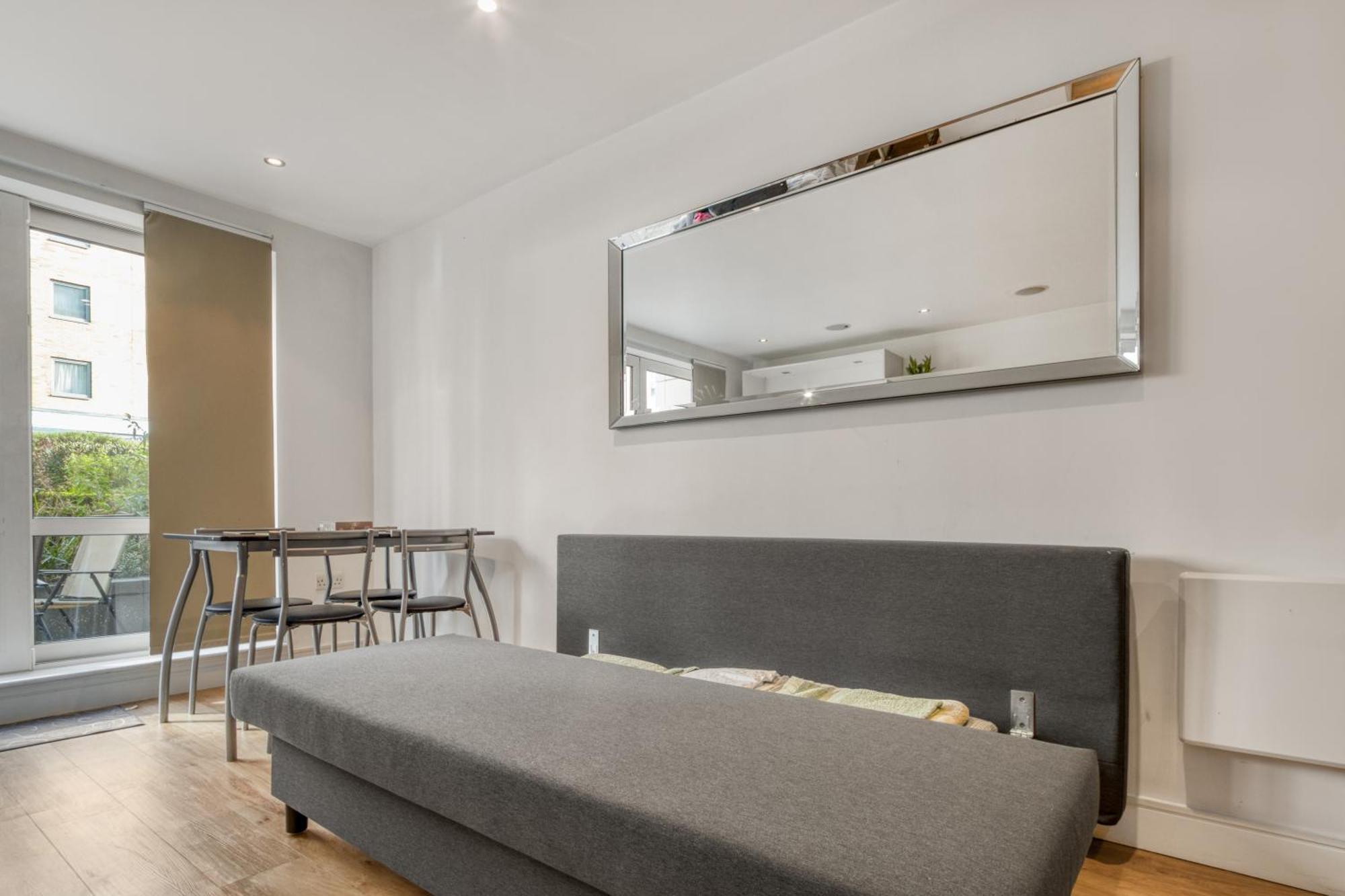 Modern Chic Studio Chelsea Apartman London Kültér fotó